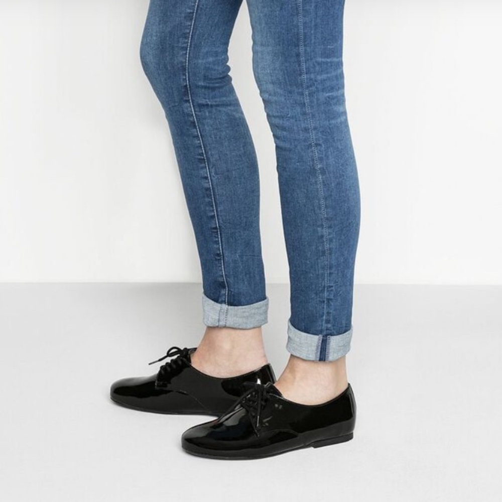 BIRKENSTOCK SAUNDERS BLACK PATENT LEATHER SHOES 37 EU 6 US